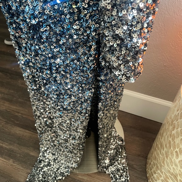 Alexa Amor Sequin Duster - Picture 4 of 7